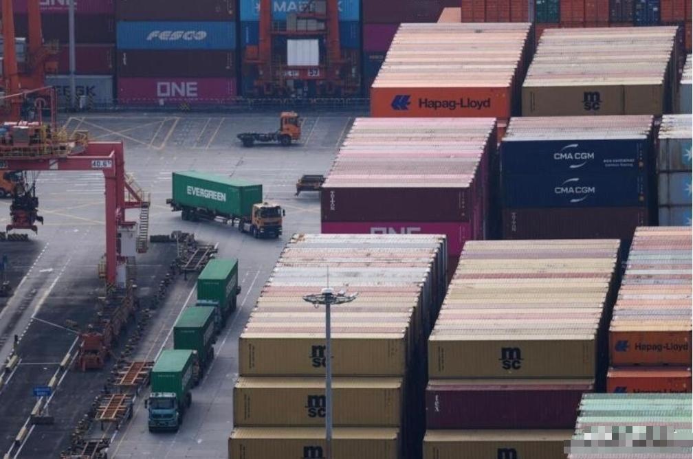 当地时间4月8日，巴拿马外长当众上演了一出“恶人先告状”的戏码！ 他在巴拉圭