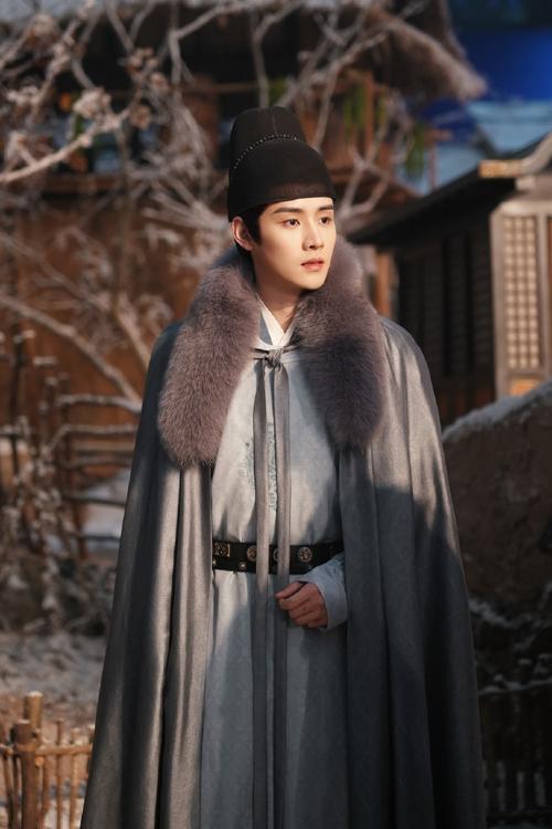 张韶涵在仙界，萨顶顶在佛界，黄龄在妖界，王菲在神界，二手玫瑰在冥界，任贤