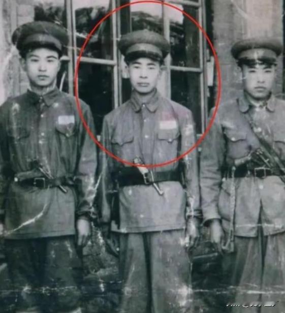 1948年，一个日本人冒充中国人，加入了解放军，征战半个中国，立下汗马功劳，还参