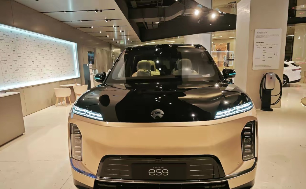 北京车展蔚来ES9彻底火了！不信你们看看？