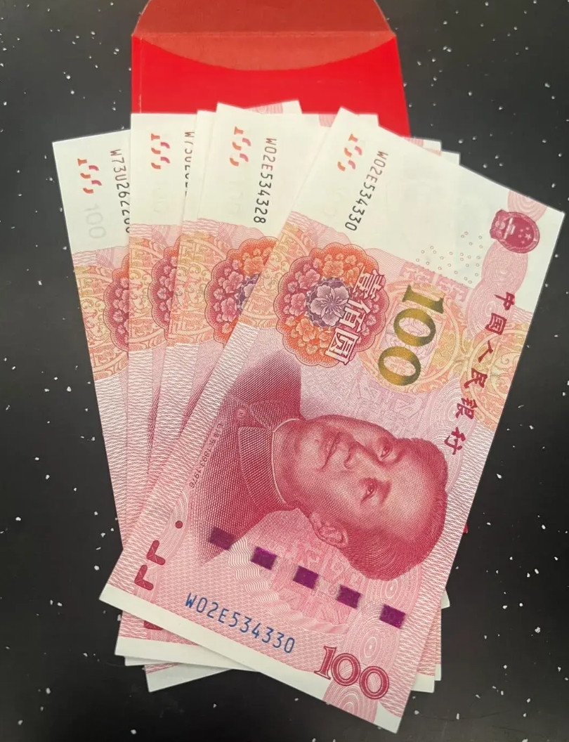 这就是我不愿走亲戚的原因。今年回娘家拜年，我姐给了我妈10000元，我给了50