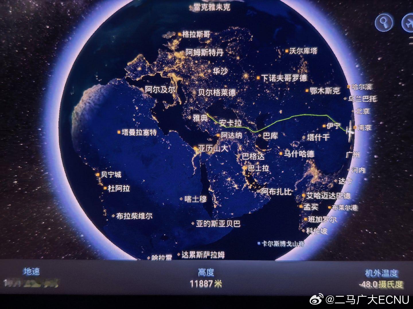 站在这里才真切感受到什么叫“帝国的心脏”。拜占庭极盛时，地中海几乎成了它的内湖，从意大利到埃及，从高