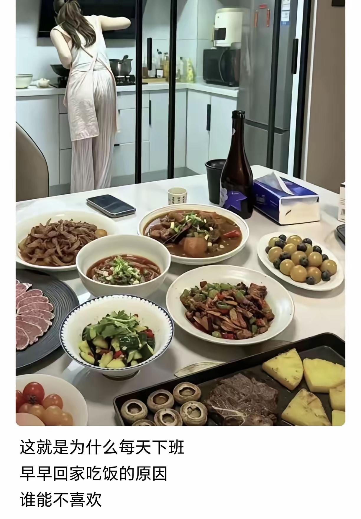 这男人绝对是人生赢家。