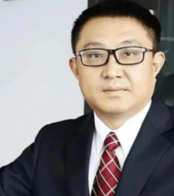 他在三年疫情期间趁机牟取“国难财”，通过核酸造假害了无数人，他的结局令人拍手称