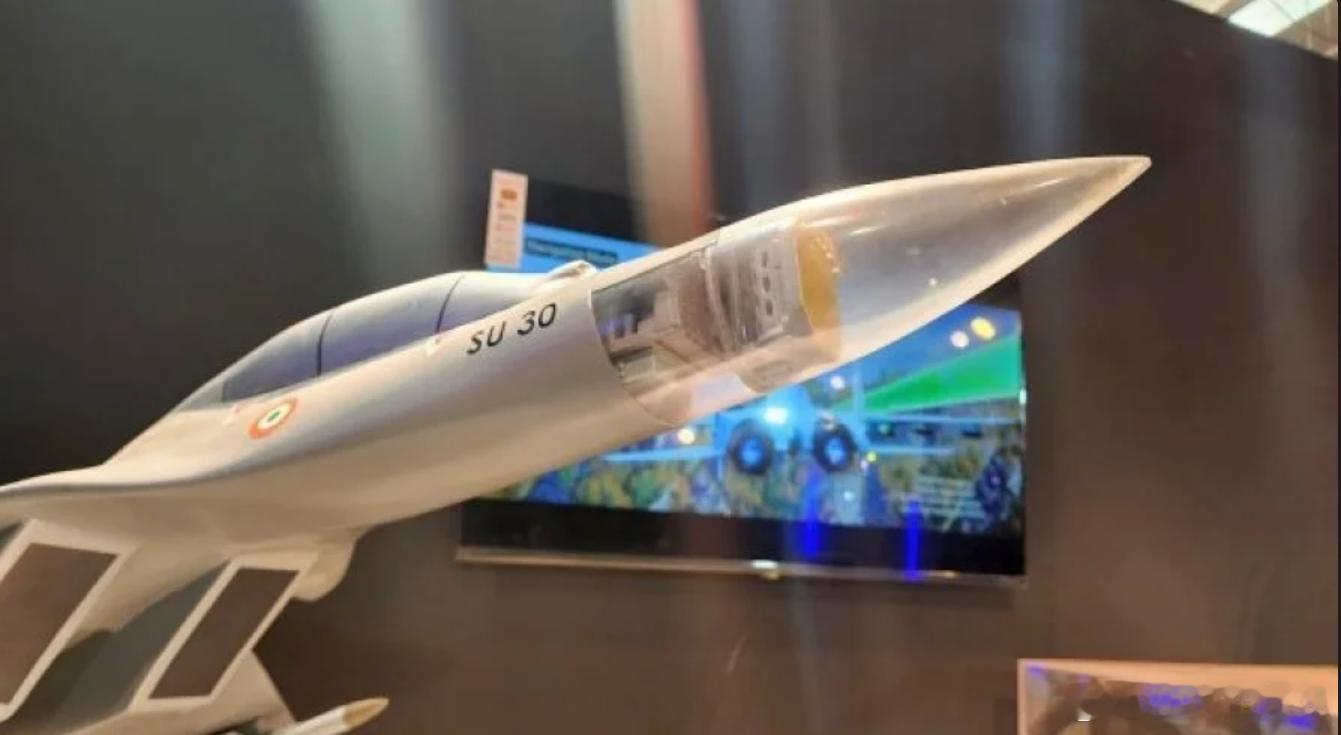 印度氮化镓雷达上霍克800试飞，后装备苏-30MKI机队，实现航电大突破2026