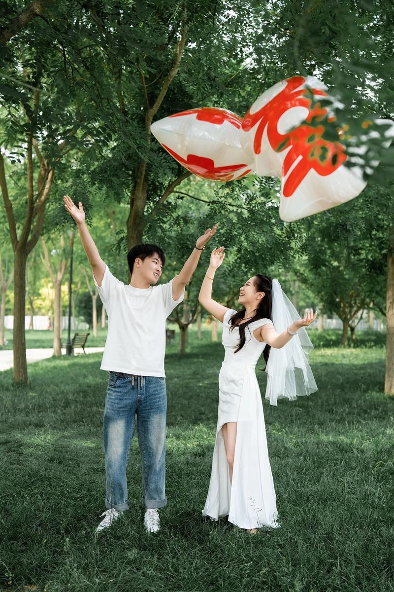 人老了才明白：“夫妻间就算感情淡了，没了体贴，分房睡，没什么话说，各吃各的饭，各