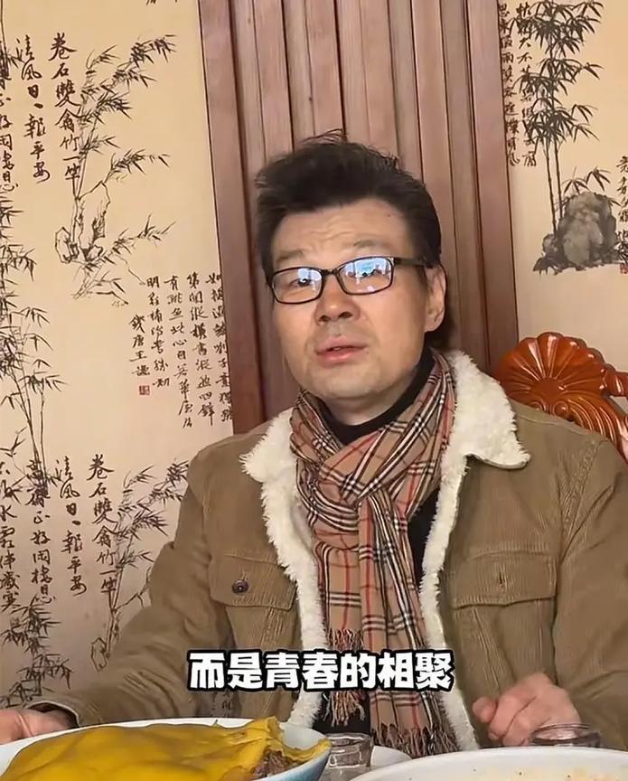 能让59岁洪剑涛当众飙泪的，估计也就只有李彬了，患癌5年后第一次相见，他的现状让