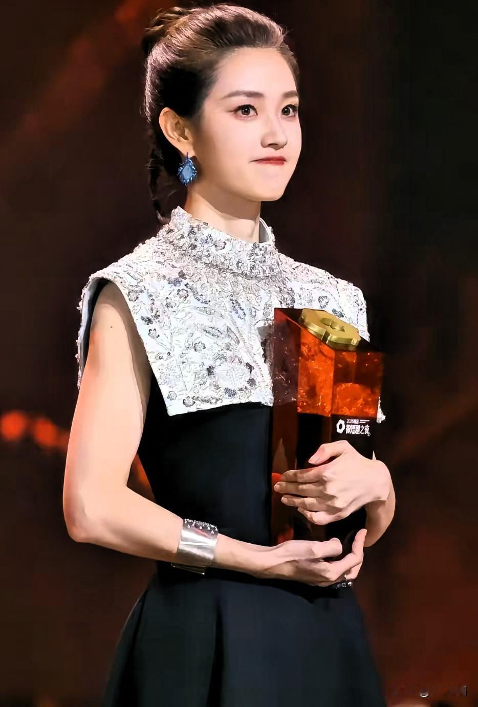 有人顶着这张温柔脸，却能把反派演得让你三观动摇！说的就是郭宇欣，这姑娘简直是