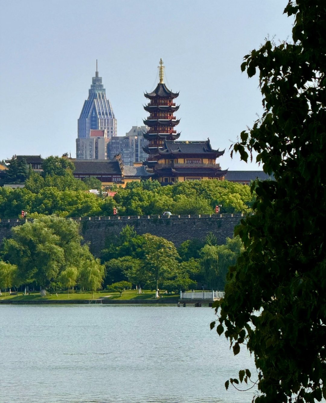 南京这下真要变徽京了别笑安徽网友热情。什么时候一个城市能让周围人都想“入籍”，那