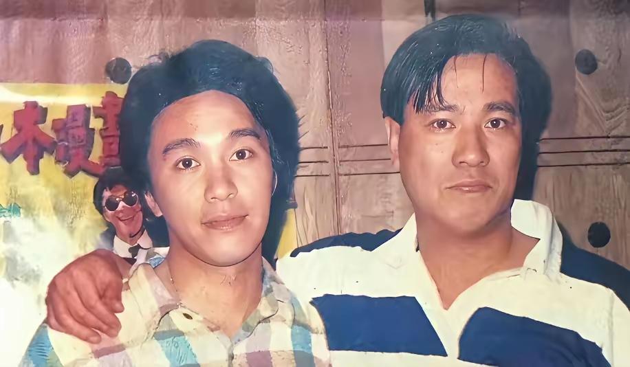 李修贤年轻时帅气得一塌糊涂他和星爷也是好友也不知为何如今两人隔阂如此之深