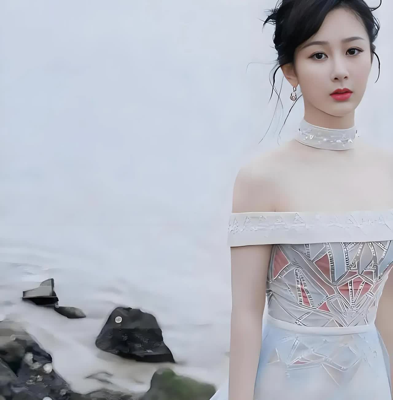 杨紫为啥那么招人恨？我真不明白那些网络上黑杨紫的人是什么心理杨紫那么努力