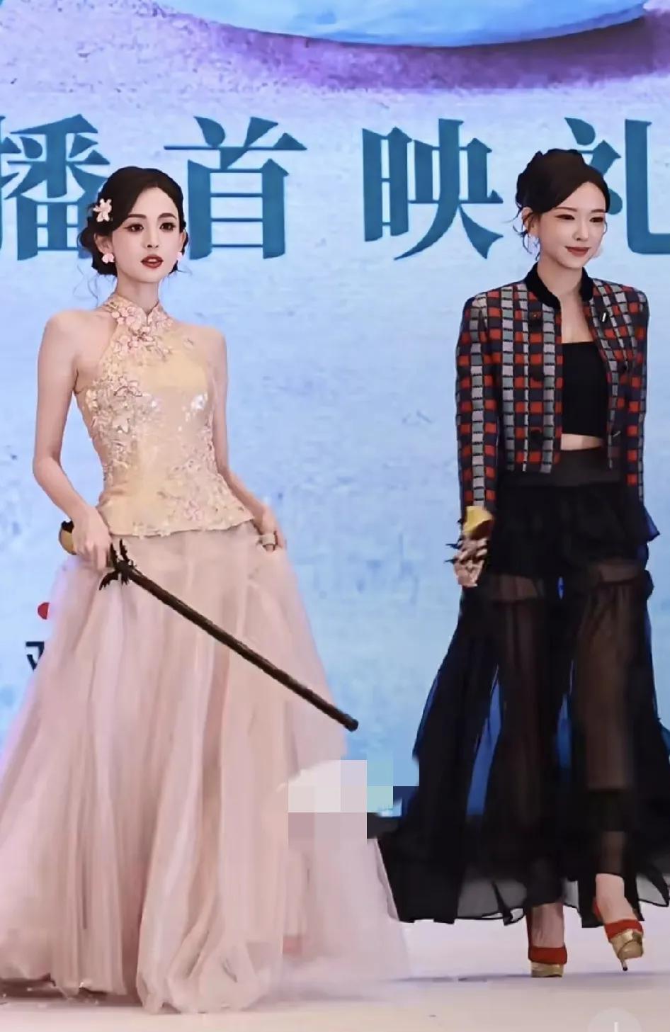 玉茗茶骨里所有女演员，程潇和古力娜扎气场有得一拼。在玉茗茶骨里女主古力娜扎是大