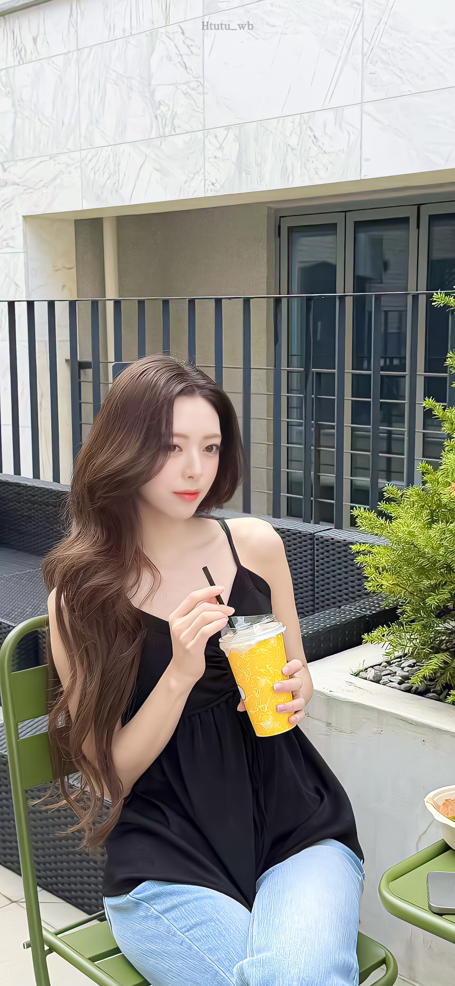 申有娜Yuna壁纸来啦～🐰🍋