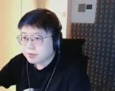 查理斯：我们打枫哥队话不多，是因为他们给不了什么压力，就打起来有压力的话话是会很