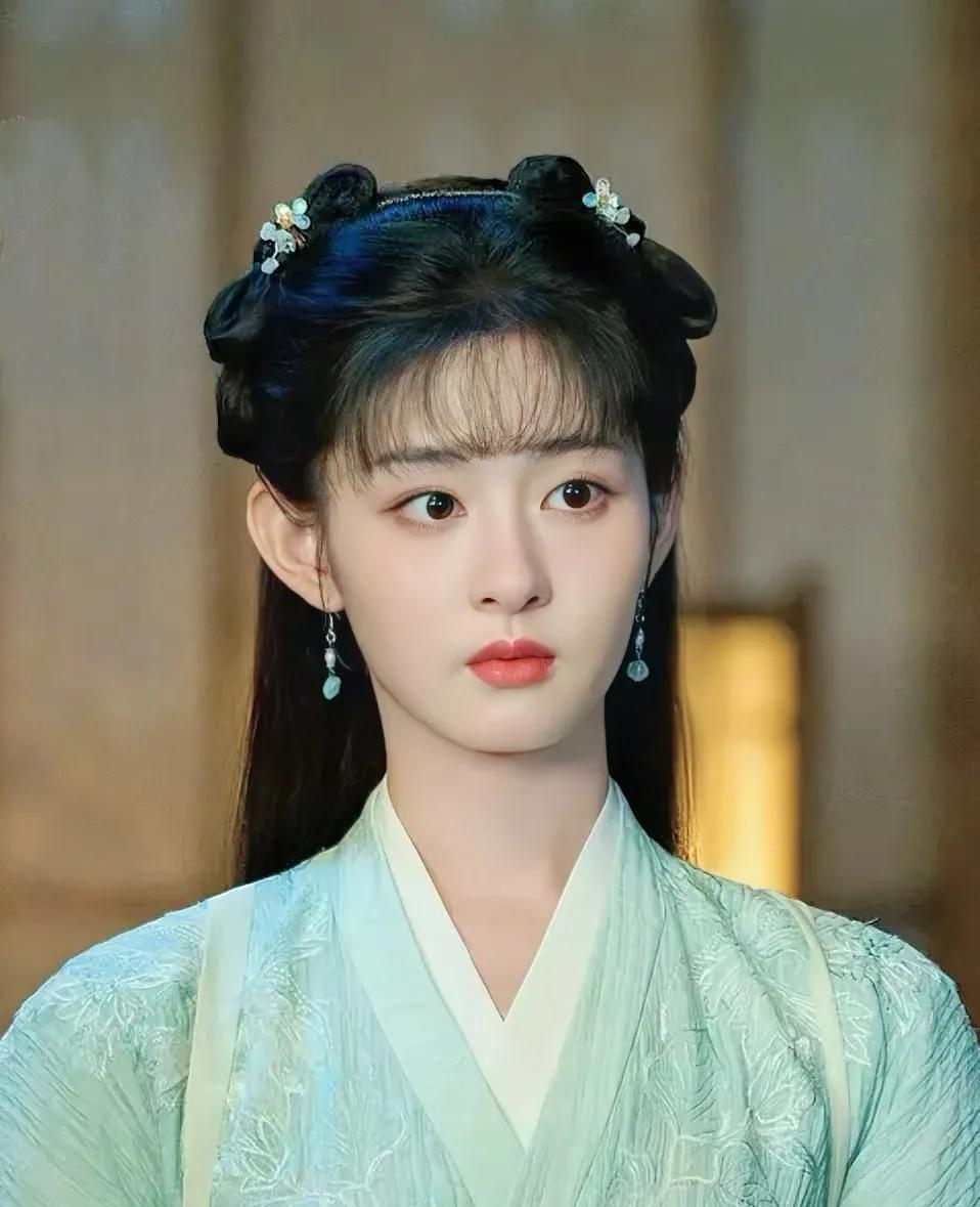 我有预感，赵晴可能无缘《凡人修仙传》第二季了，不是因为她被前男友许凯坑了，而