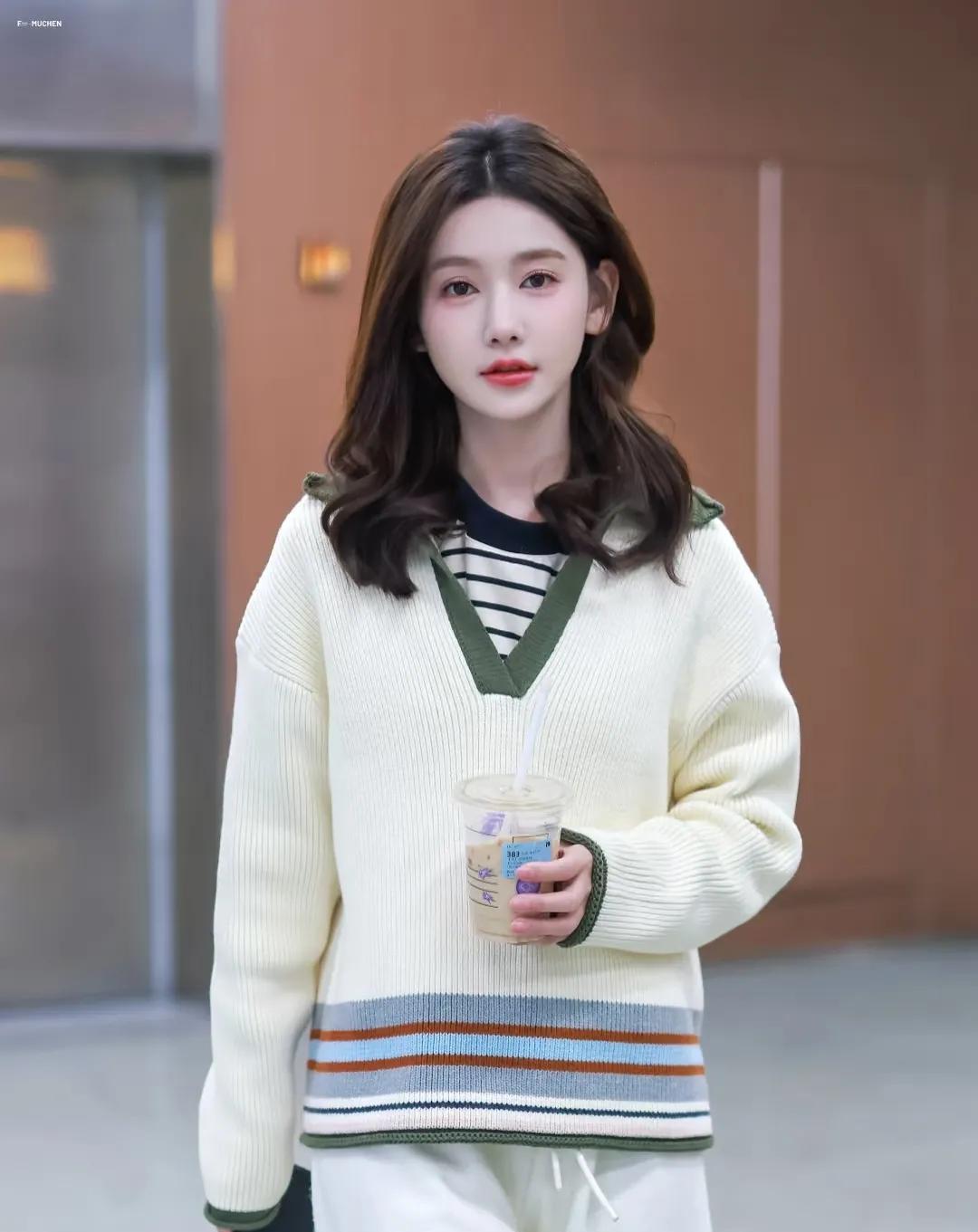 怪不得李沐宸被说是缺心眼原来是有原因的啊不是因为她不拍长戏，也不是因为她说出