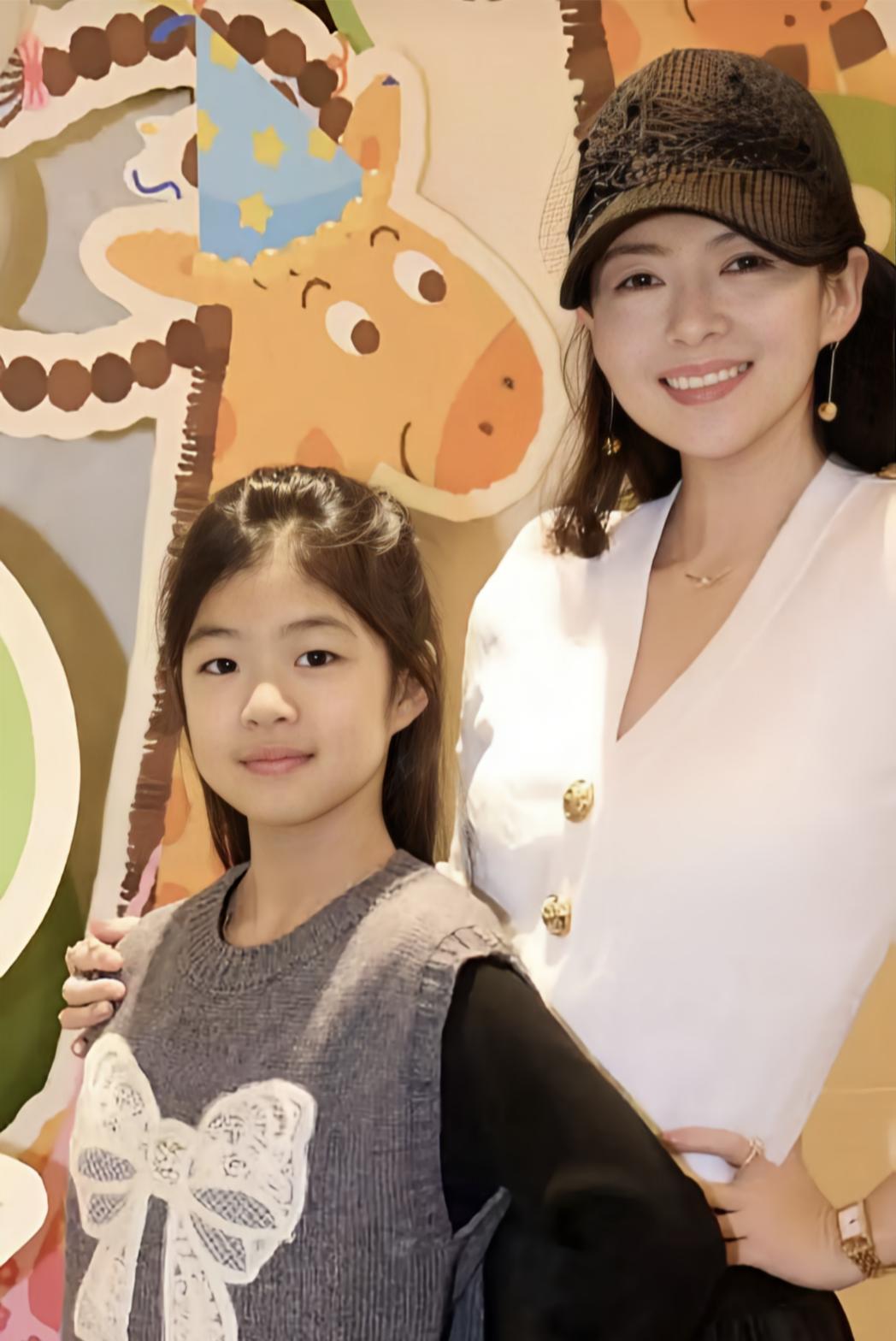 章子怡和汪峰离婚后，最开始两人都是有怨气的，毕竟分开的时候并没有说的太好听。