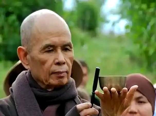 95岁老禅师临终前一段话，字字珠玑：“人一旦死了，他生前穿的衣服，戴的手表，盖过