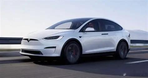 特斯拉：FSD操控下的重大事故率仅为美国平均水平的1/7。国内的FSD因为地图和