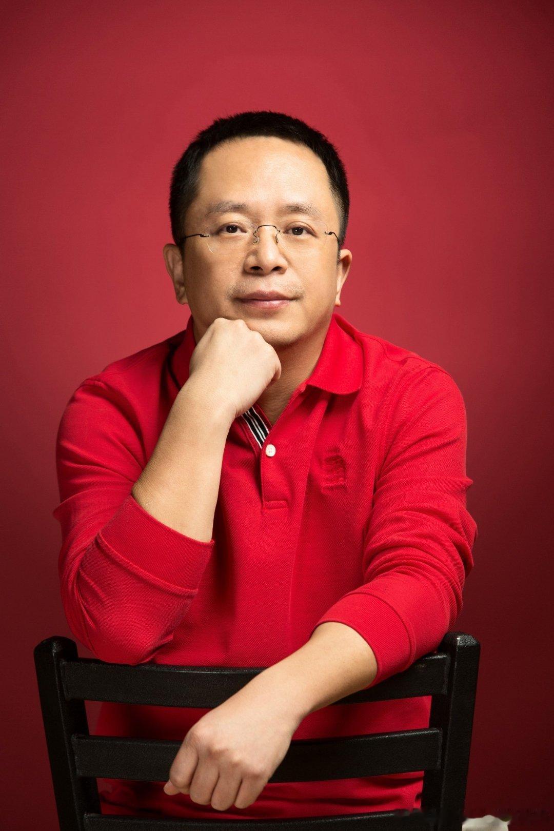 周鸿祎攀岩从3米高处摔下周鸿祎回应攀岩摔骨折周鸿祎周鸿祎八字三柱：庚戌乙酉