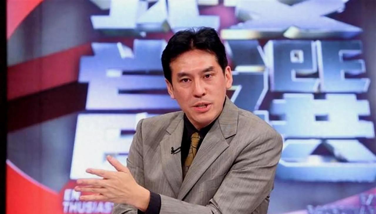 黄伪汉再度露出他那丑恶的嘴脸，竟然公开反驳马英九的“合久必分，分久必合”一说！