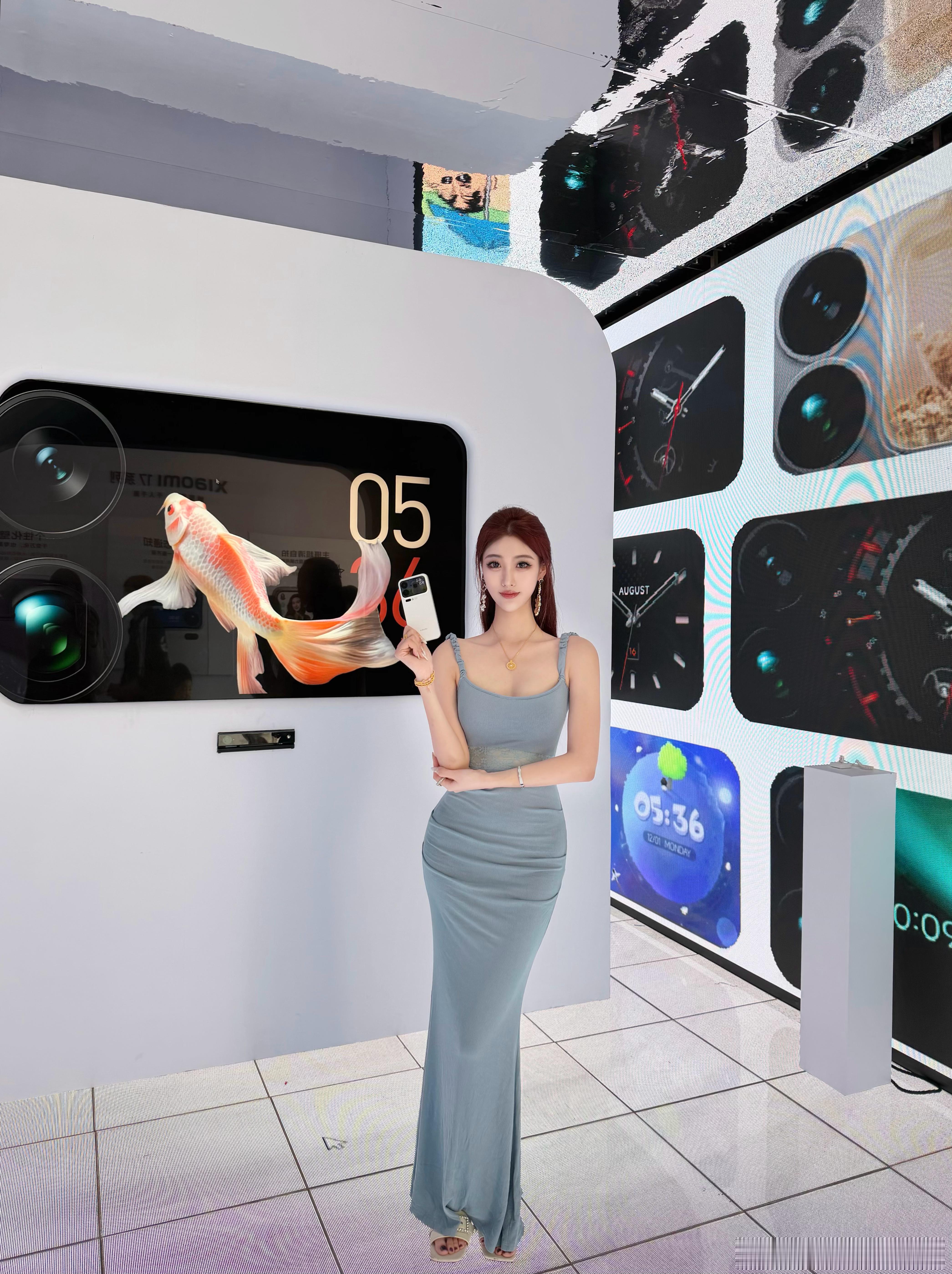 是谁拥有了小米17pro！当然是我！！来见科技另一面小米17pro最美秋韵居然在