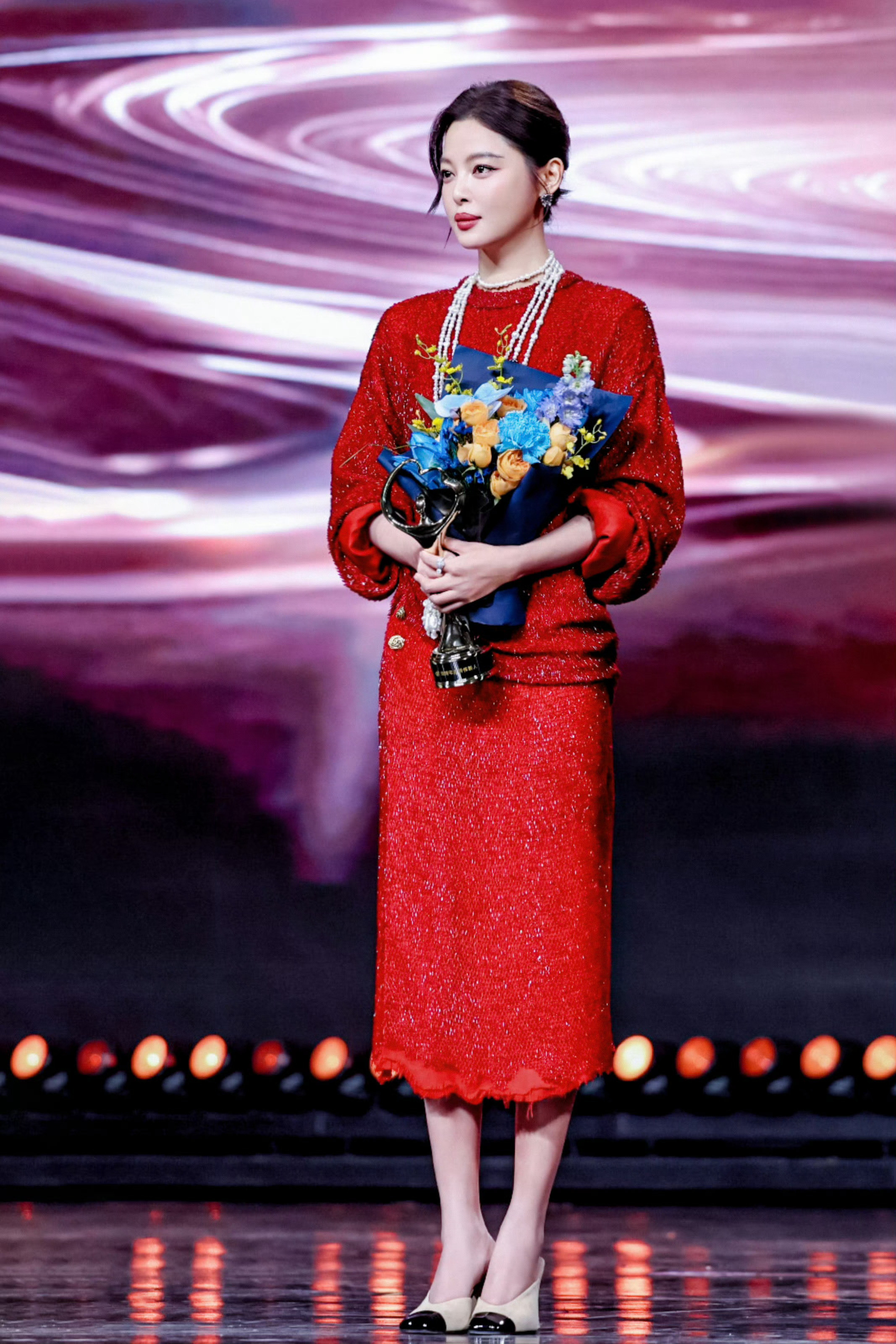 辛芷蕾拿奖后出席的活动：1.平遥电影节，日掛中国首映2.金鸡颁奖礼，第一排，影后