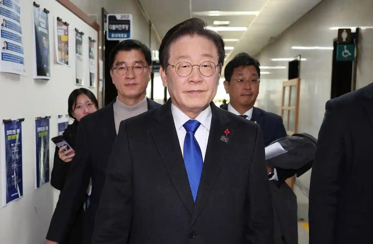 李在明没想到，他会被"自己人"拖后腿，韩国收到了中方警告6月8日，韩国朝野三