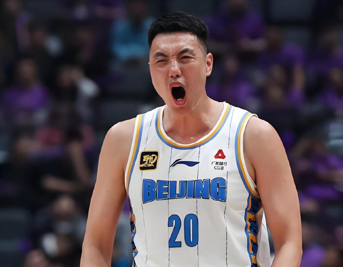 啥情况？杨毅吐槽：首钢太有潜力了……CBA第一轮，北京队做客对阵江苏队，双方经
