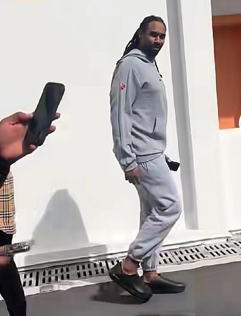 萨林杰还是太胖，走路都费劲，广东三外援打新赛季有些费力广东队球员参加体能测