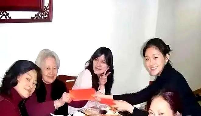 别再把旅行中的咳嗽不当回事了，有时候一次硬扛，可能就是最后一次。大S就是个例