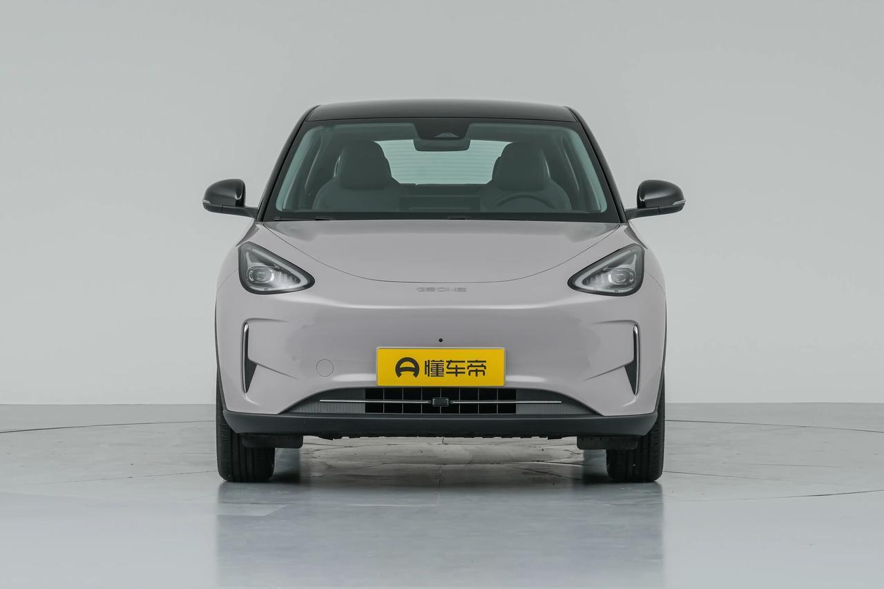 11月销量榜刷了一圈，看到宏光MINIEV、ModelY这些老熟人稳居前列的同