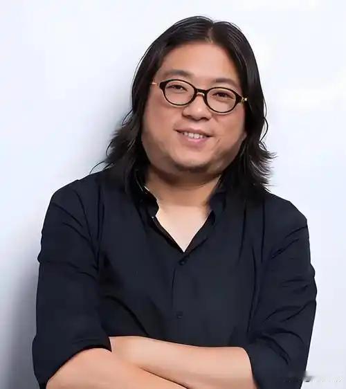 被全网封杀的艺人竟再次出席官方活动！2026年9月初，秦皇岛阿那亚。海浪电影