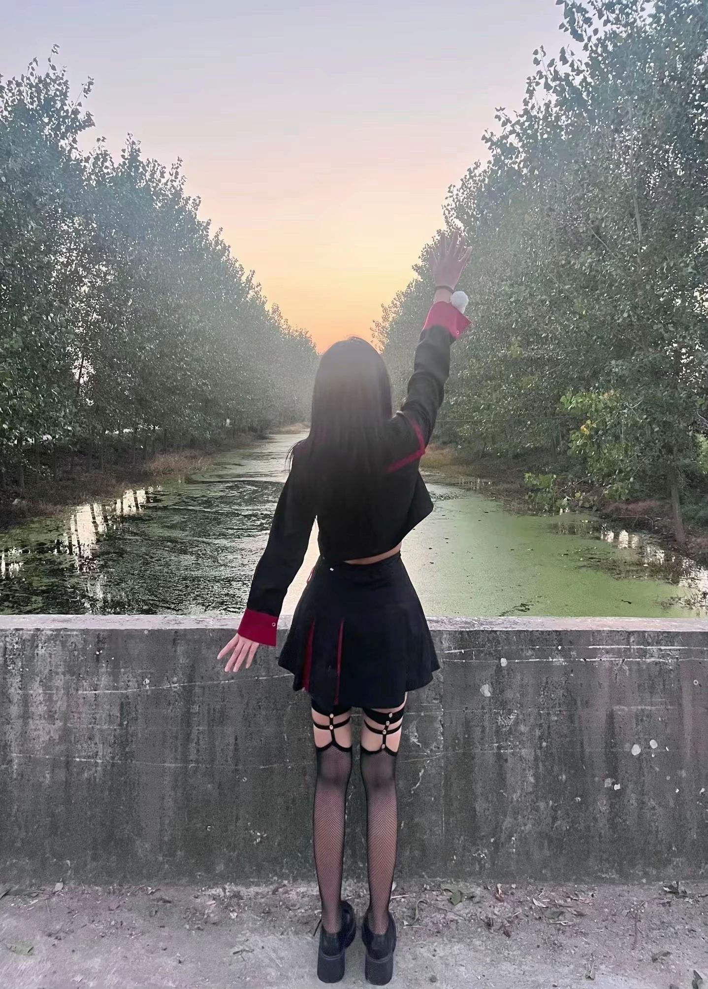 对镜拍 日常穿搭 原相机 分享照片 穿不出去的衣服