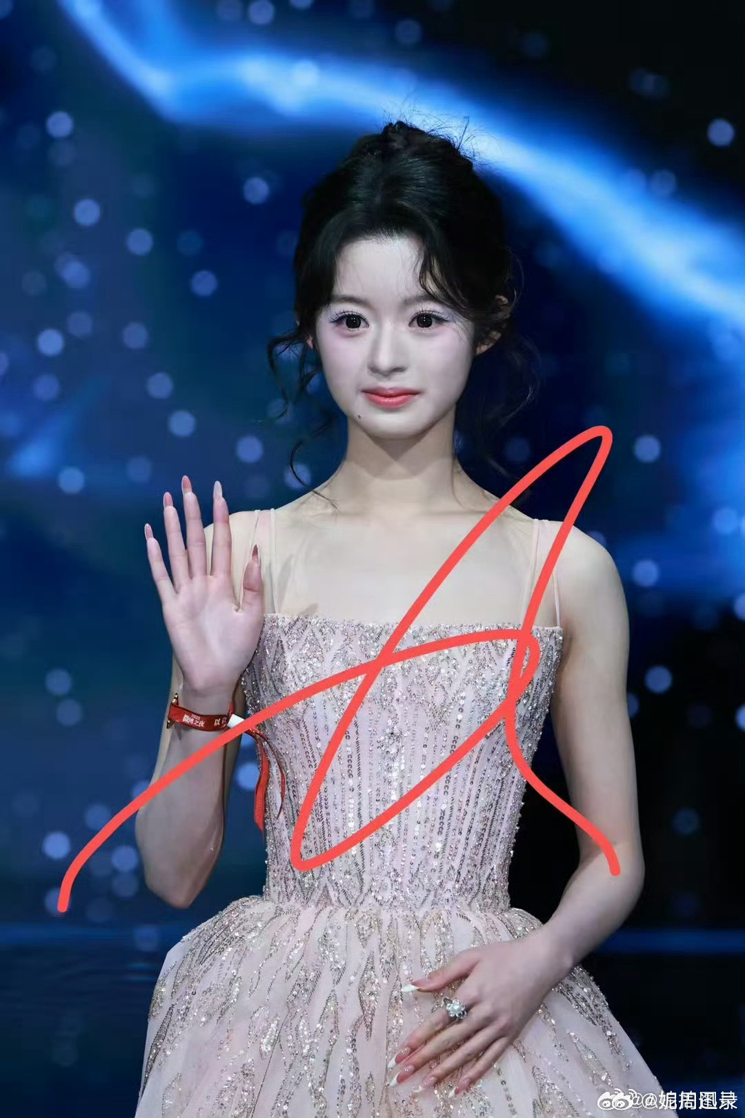 黄杨跟之前红气养人有落差