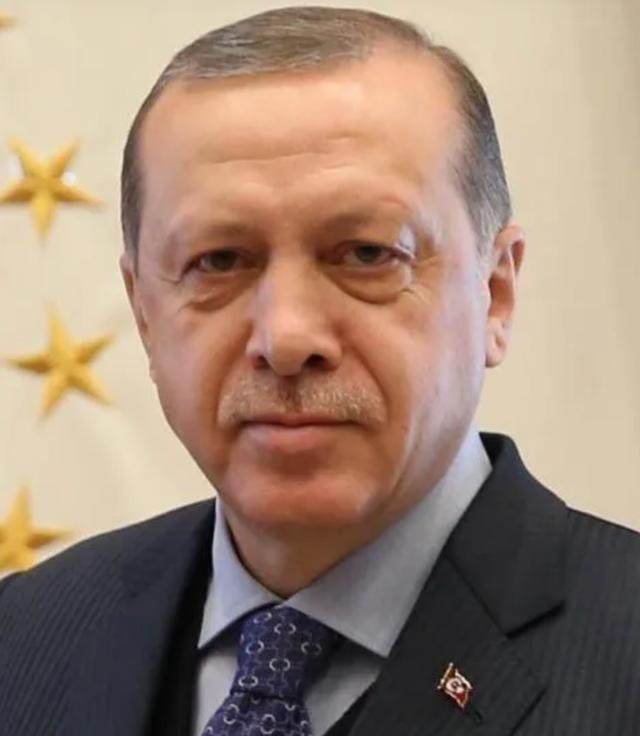 患难见真情的时刻到了，什么是真正的朋友，一件事就能看得出来。就说土耳其吧，不允许