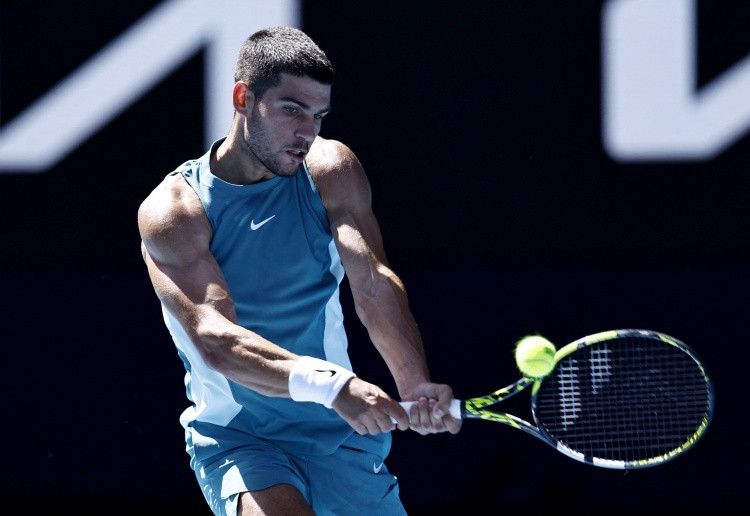 阿卡与费雷罗分手细节: 教练缺席赛事成常态, 合约问题并非主因