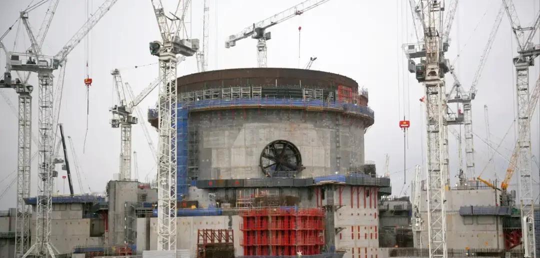 说出来你可能不信，英国花了7亿英镑，换算成人民币差不多60多亿，就为了