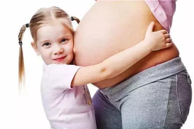 孕期出现胎位不正的原因是什么? 该怎么办?