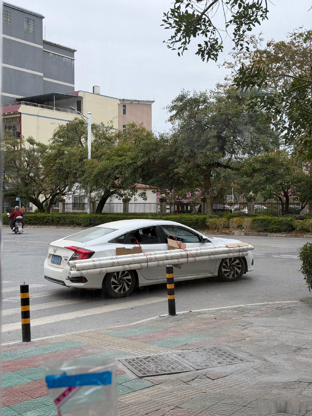 最近随手拍到的一些小汽车～