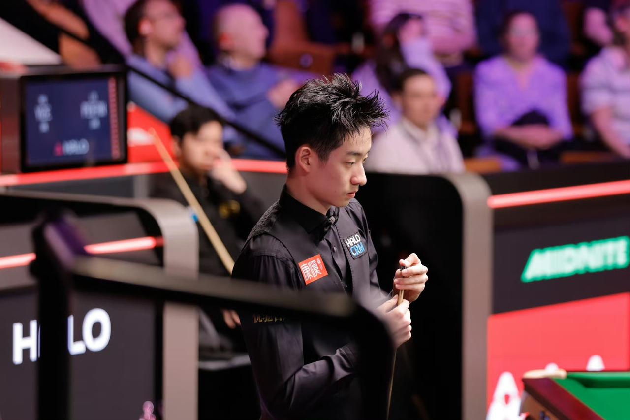 四名选手晋级16强创造历史!随着吴宜泽战胜雷佩凡，晋级斯诺克世锦赛正赛16强的