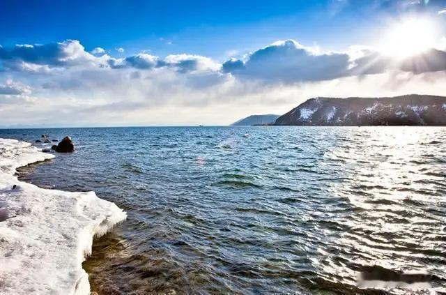 消息一览：1. 新联电子：公司2025年第三季度归属于上市公司股东的净利润同比增