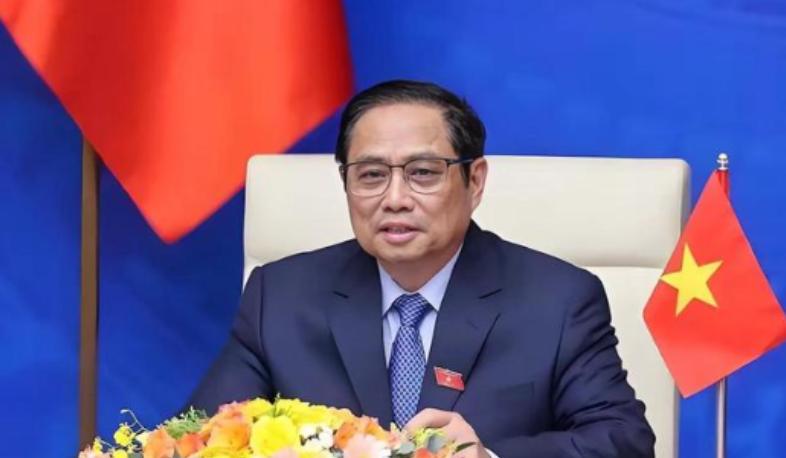 越南这回是真的飘了！全网都在喊“抢走中国饭碗”？结果扒开合同一看，尴尬得让人脚趾