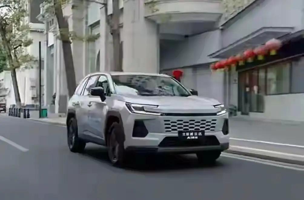 不管你信不信，预计2026年会有几件事要悄然发生：1、退休金会随着政策更大力度