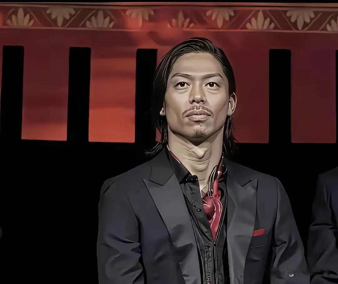 林志玲和老公黑泽良平，两口子坐在一起看起来不太亲密呀。林志玲与黑泽良平这段跨国婚