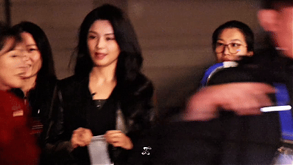 郝蕾刘涛别试探了有市场看《无限超越班》4，莫名觉得郝蕾和刘涛挺搭的。郝蕾是那种理