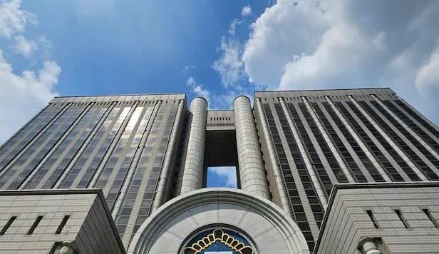 22日消息，韩国法院对韩东勋两度下发法院传票，但韩两次拒收，23日证人出庭恐泡
