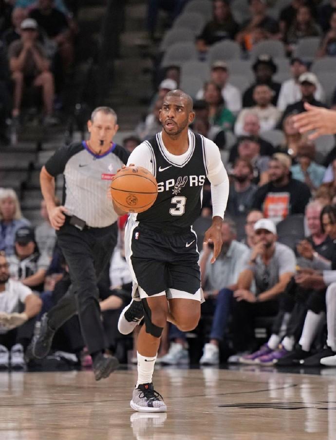 保罗心结未了啊保罗近日在接受ESPN独家采访表示，并不排除在25-26赛季之后