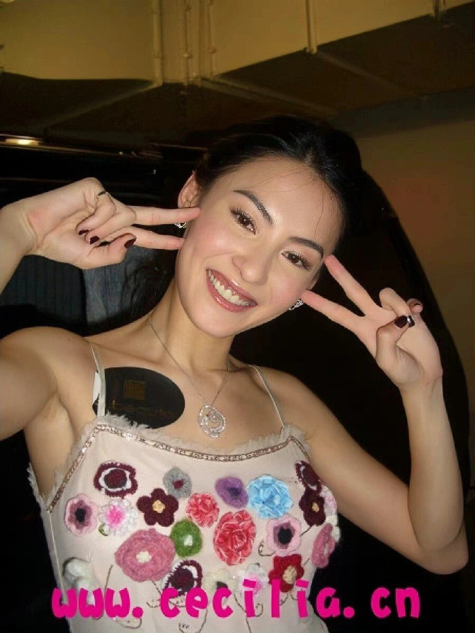 张柏芝女娲毕设！这张脸真的找不出一丝缺点