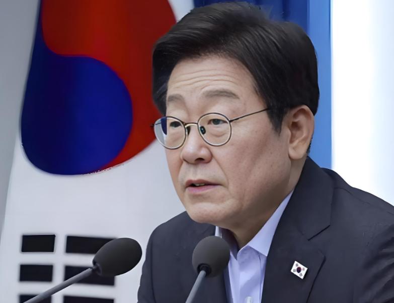 李在明给韩国财阀开会，说了一个“隐喻”，他说：“只有兔子多了，老虎才能健康。”